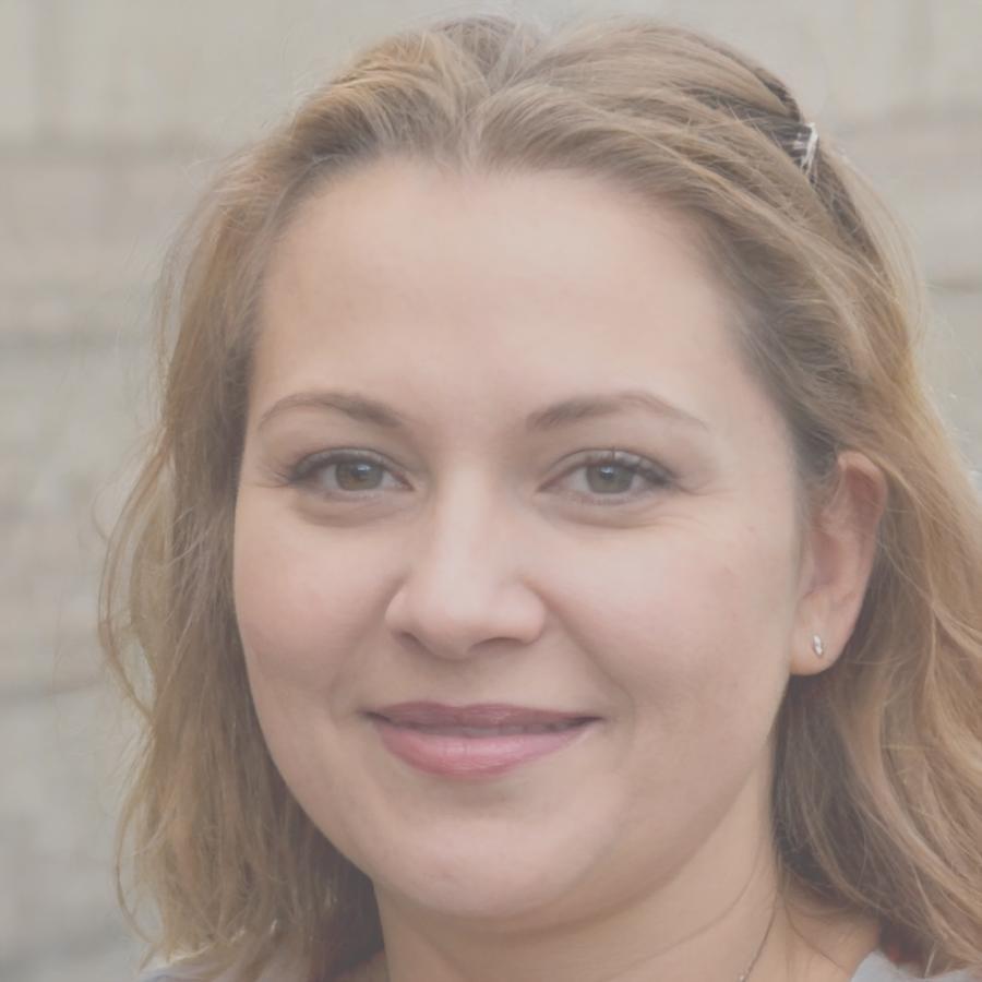Elena Marchetti - Künstlerische Leiterin